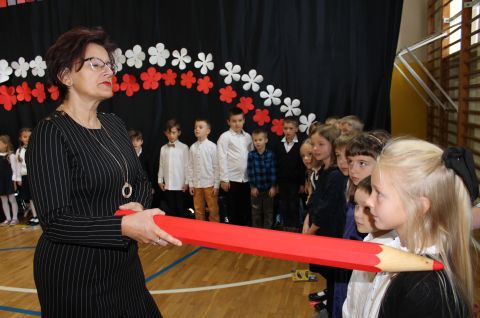 Pasowanie uczniów klas pierwszych 2022-2023